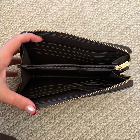 Coach Tan Signature Bag and Wallet - Picture 7 of 7